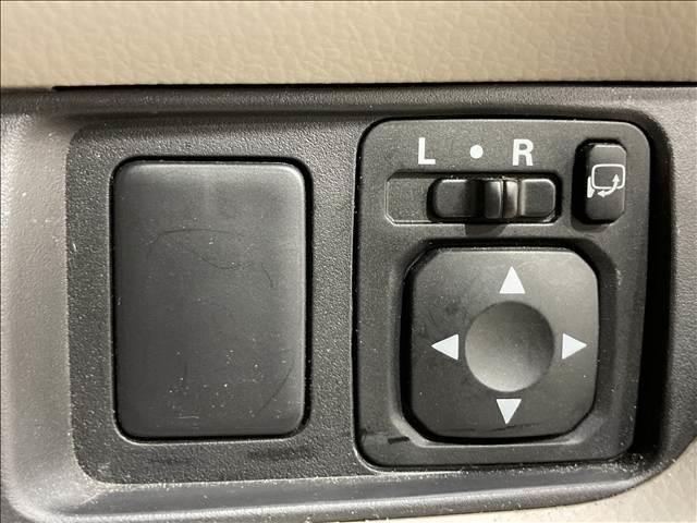 デイズ Ｊ　純正ナビ　フルセグＴＶ　Ｂｌｕｅｔｏｏｔｈ　ＣＤ再生　ＥＴＣ　衝突軽減ブレーキ　スリップ防止　キーレス　電動格納ドアミラー　パワーウィンドウ　パワーステアリング　エアバッグ　ベンチシート（27枚目）