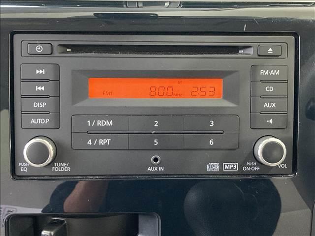 デイズ Ｊ　純正オーディオ　スリップ防止　衝突軽減ブレーキ　キーレス　ベンチシート　電動格納ドアミラー　パワーステアリング　パワーウィンドウ　ＡＢＳ　ＥＳＣ（5枚目）