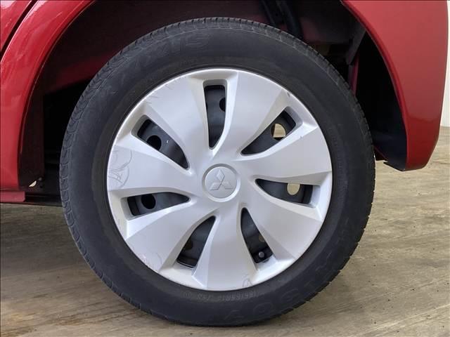 eKワゴン E オーディオ 電動格納ドアミラー キーレス ETC シートヒーター パワーウィンドウ パワーステアリング ABS ベンチシート 純正ホイールキャップ(17枚目)