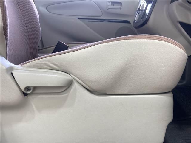 eKワゴン E オーディオ 電動格納ドアミラー キーレス ETC シートヒーター パワーウィンドウ パワーステアリング ABS ベンチシート 純正ホイールキャップ(21枚目)