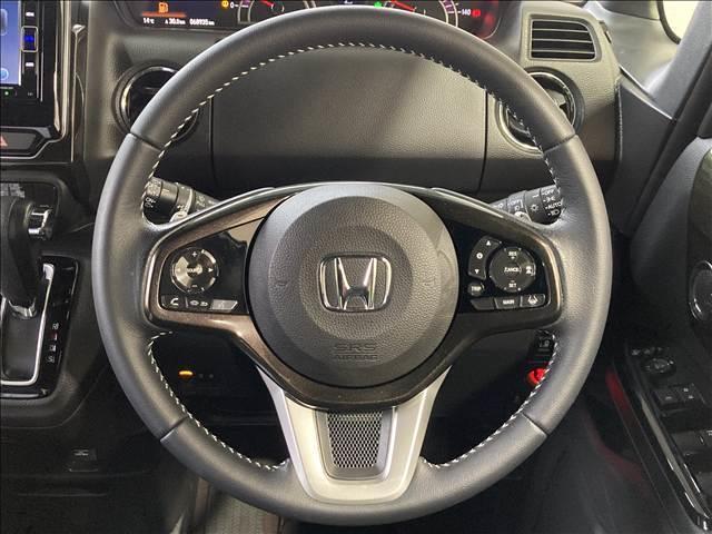 N-BOXカスタム G・Lターボホンダセンシング 純正ナビ フルセグTV Bluetooth バックカメラ CD・DVD再生 ETC 両側電動スライドドア LEDヘッドライト 車線逸脱防止 衝突軽減ブレーキ スリップ防止 オートライト スマートキー(13枚目)