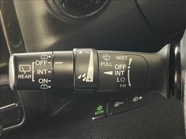 N-BOXカスタム G・Lターボホンダセンシング 純正ナビ フルセグTV Bluetooth バックカメラ CD・DVD再生 ETC 両側電動スライドドア LEDヘッドライト 車線逸脱防止 衝突軽減ブレーキ スリップ防止 オートライト スマートキー(15枚目)