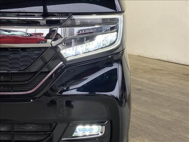 N-BOXカスタム G・Lターボホンダセンシング 純正ナビ フルセグTV Bluetooth バックカメラ CD・DVD再生 ETC 両側電動スライドドア LEDヘッドライト 車線逸脱防止 衝突軽減ブレーキ スリップ防止 オートライト スマートキー(19枚目)