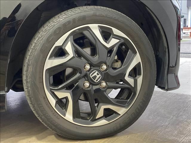 N-BOXカスタム G・Lターボホンダセンシング 純正ナビ フルセグTV Bluetooth バックカメラ CD・DVD再生 ETC 両側電動スライドドア LEDヘッドライト 車線逸脱防止 衝突軽減ブレーキ スリップ防止 オートライト スマートキー(21枚目)