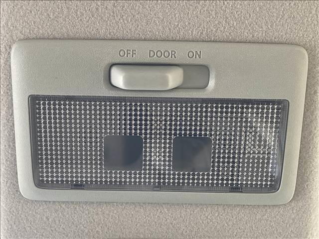 ワゴンR ハイブリッドFX 純正CDコンポ 衝突軽減ブレーキ 横滑り防止装置 車線逸脱防止装置 アイドリングストップ ヘッドアップディスプレイ オートエアコン 運転席シートヒーター ベンチシート スマートキー(26枚目)