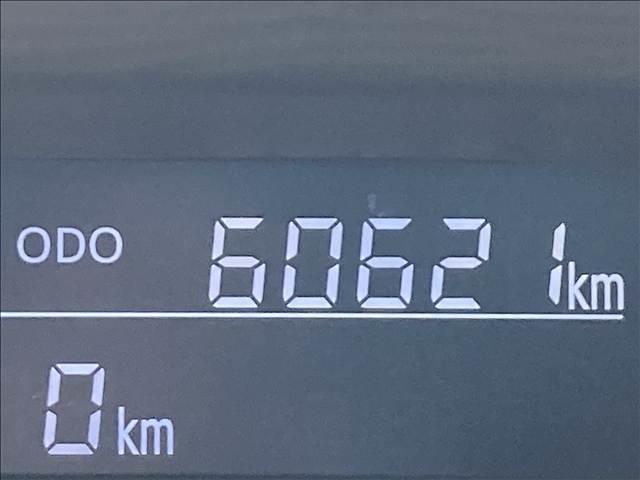 タント カスタムRS トップエディションVS SAIII ナビ ワンセグ CD 全方位カメラ ETC車載器 衝突軽減ブレーキ 横滑り防止装置 車線逸脱防止装置 両側電動スライドドア 運転席シートヒーター 純正アルミホイール LEDヘッドライト スマートキー(4枚目)