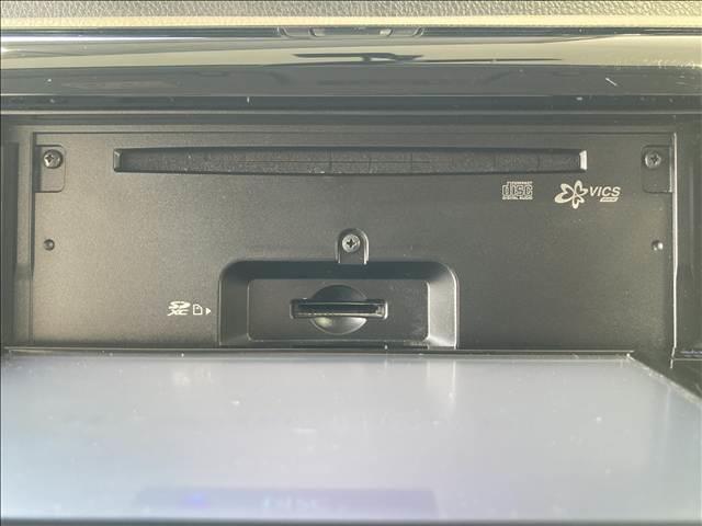 eKワゴン E ナビ ワンセグTV CD再生 バックカメラ ABS Wエアバック 衝突安全ボディ 運転席シートヒーター ベンチシート キーレスエントリー(9枚目)