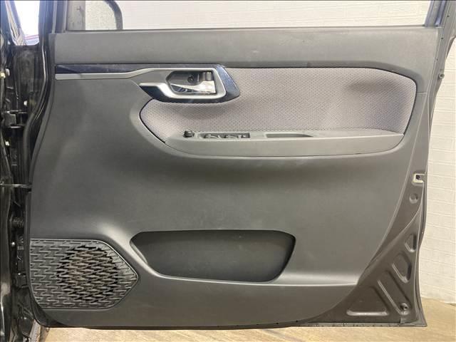 ムーヴ カスタム　Ｘ　ハイパーＳＡ　ナビ　フルセグＴＶ　ＤＶＤ再生　Ｂｌｕｅｔｏｏｔｈ対応　バックカメラ　ＥＴＣ車載器　衝突軽減ブレーキ　横滑り防止装置　衝突安全ボディ　盗難防止装置　純正アルミホイール　ＬＥＤヘッドライト　スマートキー（24枚目）