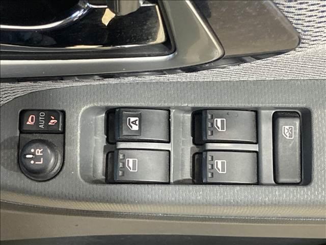 ムーヴ カスタム　Ｘ　ハイパーＳＡ　ナビ　フルセグＴＶ　ＤＶＤ再生　Ｂｌｕｅｔｏｏｔｈ対応　バックカメラ　ＥＴＣ車載器　衝突軽減ブレーキ　横滑り防止装置　衝突安全ボディ　盗難防止装置　純正アルミホイール　ＬＥＤヘッドライト　スマートキー（25枚目）