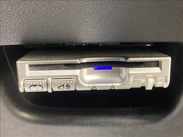 ムーヴ カスタム　Ｘ　ハイパーＳＡ　ナビ　フルセグＴＶ　ＤＶＤ再生　Ｂｌｕｅｔｏｏｔｈ対応　バックカメラ　ＥＴＣ車載器　衝突軽減ブレーキ　横滑り防止装置　衝突安全ボディ　盗難防止装置　純正アルミホイール　ＬＥＤヘッドライト　スマートキー（29枚目）