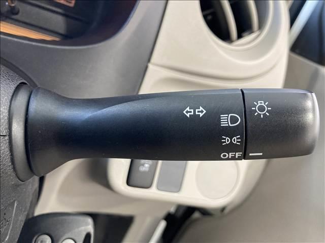 ミライース Ｌ　ＳＡ　ナビ　ワンセグＴＶ　ＣＤ　Ｂｌｕｅｔｏｏｔｈ対応　バックカメラ　ＥＴＣ　衝突軽減ブレーキ　横滑り防止装置　衝突安全ボディ　盗難防止装置　ＡＢＳ　Ｗエアバック　アイドリングストップ　キーレスエントリー（12枚目）