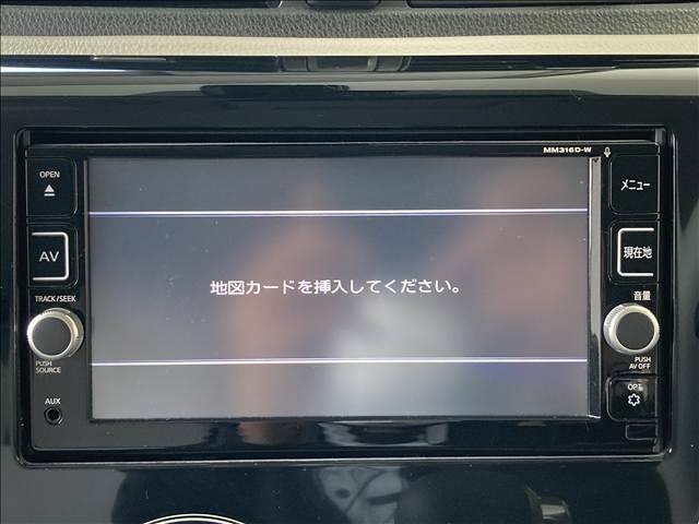 デイズ Ｘ　ナビ　フルセグＴＶ　ＤＶＤ再生　Ｂｌｕｅｔｏｏｔｈ対応　ＥＴＣ　全方位カメラ　衝突軽減ブレーキ　横滑り防止装置　アイドリングストップ　社外ＬＥＤヘッドライト　オートエアコン　ベンチシート　スマートキー（5枚目）