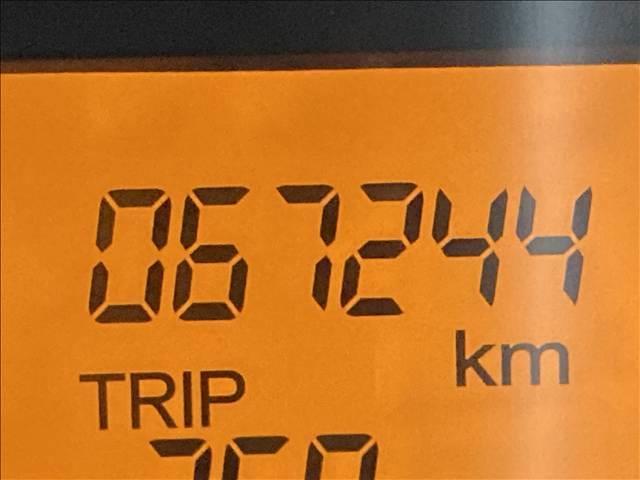 Ｎ－ＷＧＮ Ｇ　純正ナビ　ＣＤ再生　ＡＢＳ　Ｗエアバック　衝突安全ボディ　アイドリングストップ　盗難防止装置　オートエアコン　ベンチシート　スマートキー（4枚目）