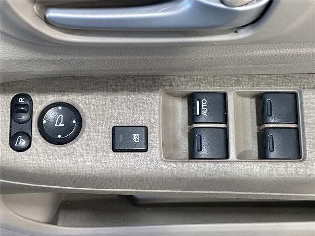 Ｎ－ＷＧＮ Ｇ　純正ナビ　ＣＤ再生　ＡＢＳ　Ｗエアバック　衝突安全ボディ　アイドリングストップ　盗難防止装置　オートエアコン　ベンチシート　スマートキー（22枚目）