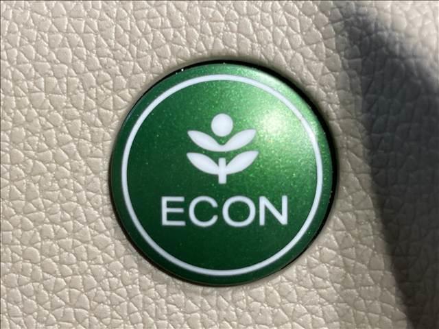 ���X�ł͔N�ԂP�O�O�O��ȏ��̔����Ă���v���̃X�^�b�t�����q�l�̃��C�t�X�^�C���ɍ��������Ԃ����Љ�I���q�l�̃J�[���C�t�ɂ҂�����ƍ�������������Ă����Ă��������܂��B