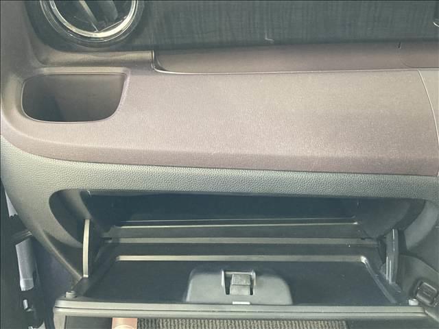 ���X�ł͔N�ԂP�O�O�O��ȏ��̔����Ă���v���̃X�^�b�t�����q�l�̃��C�t�X�^�C���ɍ��������Ԃ����Љ�I���q�l�̃J�[���C�t�ɂ҂�����ƍ�������������Ă����Ă��������܂��B