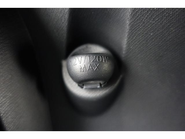 アクア クロスオーバー　グラム　セキュリティアラーム　点検記録簿　ＤＶＤ再生　バックカメラ　ワンオーナー　メモリーナビ　ＥＴＣ　ドラレコ　アルミ　ナビ＆ＴＶ　横滑り防止　キーレス　エアバック　ミュージックプレイヤー接続可　ＡＢＳ（33枚目）