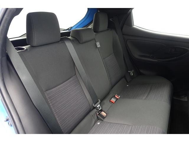 ヤリス ハイブリッドＺ　ＰＣＳ　整備記録簿　ＤＶＤ　地デジ　ＡＷ　Ｂカメラ　アイドリングストップ車　ＬＥＤランプ　スマキー　ＥＴＣ付き　メディアプレイヤー接続　ナビＴＶ　ＶＳＣ　パワステ　１オナ車　クルコン　キーフリー（7枚目）