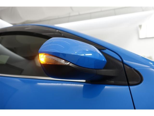 ヤリス ハイブリッドＺ　ＰＣＳ　整備記録簿　ＤＶＤ　地デジ　ＡＷ　Ｂカメラ　アイドリングストップ車　ＬＥＤランプ　スマキー　ＥＴＣ付き　メディアプレイヤー接続　ナビＴＶ　ＶＳＣ　パワステ　１オナ車　クルコン　キーフリー（24枚目）