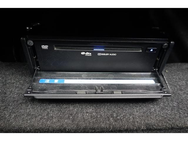 ヤリス ハイブリッドＺ　ＰＣＳ　整備記録簿　ＤＶＤ　地デジ　ＡＷ　Ｂカメラ　アイドリングストップ車　ＬＥＤランプ　スマキー　ＥＴＣ付き　メディアプレイヤー接続　ナビＴＶ　ＶＳＣ　パワステ　１オナ車　クルコン　キーフリー（30枚目）