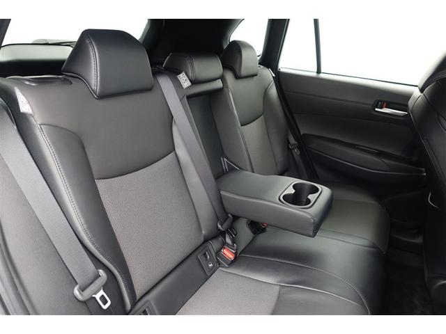 カローラクロス ハイブリッド　Ｚ　電動シート　衝突軽減ブレ　メモリーナビ　ＬＥＤライト　オートクルーズコントロール　ミュージックプレイヤー接続可　キーレス　アルミホイール　フルセグＴＶ　ドラレコ　４ＷＤ　スマートキー　盗難防止システム（7枚目）