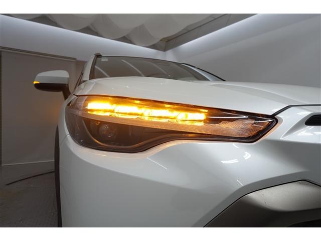 カローラクロス ハイブリッド　Ｚ　電動シート　衝突軽減ブレ　メモリーナビ　ＬＥＤライト　オートクルーズコントロール　ミュージックプレイヤー接続可　キーレス　アルミホイール　フルセグＴＶ　ドラレコ　４ＷＤ　スマートキー　盗難防止システム（23枚目）