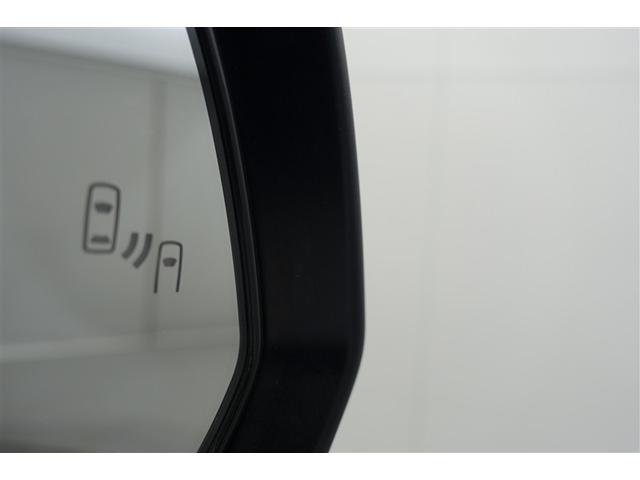 カローラクロス ハイブリッド　Ｚ　電動シート　衝突軽減ブレ　メモリーナビ　ＬＥＤライト　オートクルーズコントロール　ミュージックプレイヤー接続可　キーレス　アルミホイール　フルセグＴＶ　ドラレコ　４ＷＤ　スマートキー　盗難防止システム（25枚目）