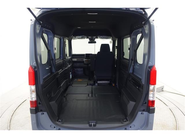 シートを操作すれば大きな荷物にも対応できます♪ご来店時に試しに積んでみる・・・なんてことも可能ですのでお気軽にどうぞ！