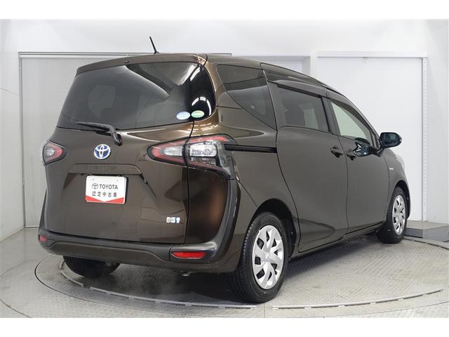 シエンタ ハイブリッドＧ　左右パワースライド　エコモード　スマートエントリー　ＬＥＤライト　ＢＫカメラ　Ｗエアバッグ　イモビ　エアバック　メンテナンスノート　横滑り防止　地上デジタル　ＤＶＤ視聴可能　ＡＵＸ　ＴＶナビ　ＥＴＣ（3枚目）