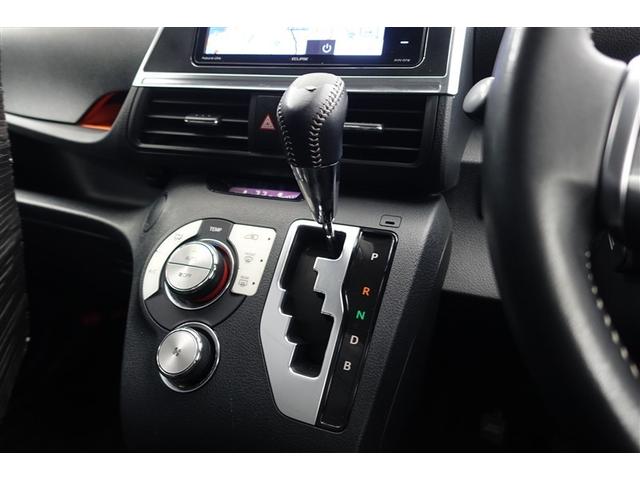 シエンタ ハイブリッドＧ　左右パワースライド　エコモード　スマートエントリー　ＬＥＤライト　ＢＫカメラ　Ｗエアバッグ　イモビ　エアバック　メンテナンスノート　横滑り防止　地上デジタル　ＤＶＤ視聴可能　ＡＵＸ　ＴＶナビ　ＥＴＣ（28枚目）