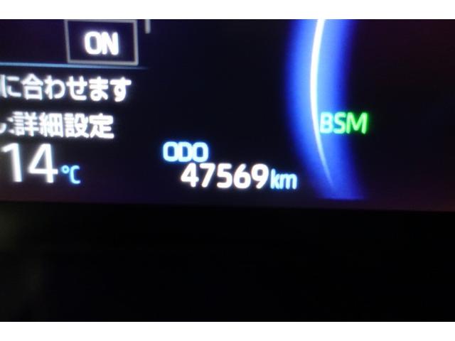 ���B�e���̑��s�����͖�S�D�W���j���ł��B���S�̃����O�����ۏؕt���ł��B