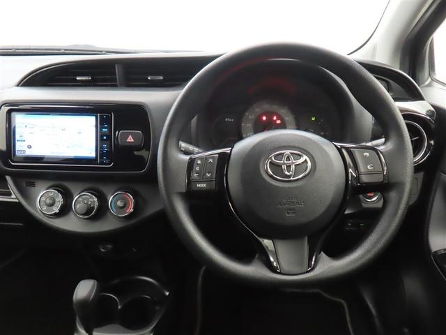 �X�^�C���b�V���ȃC���p�l����ł��I�^�]�̍ہA��ɖڂɂ��镔���́A�V�b�N�ɂ܂Ƃ߂��O���̗��Ȃ��f�U�C�����l�C�ł��I