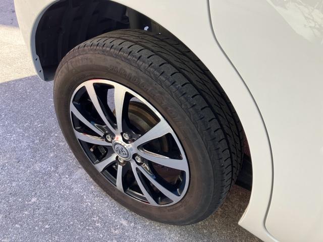 ワゴンＲ ＦＸ　ＣＶＴ　社外アルミホイール　キーレス　セキュリティー　アイドリングストップ　シートヒーター　純正ＣＤデッキ（4枚目）