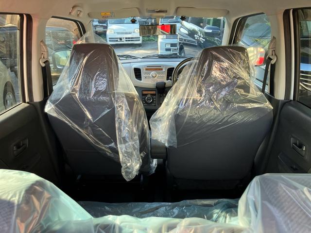 ワゴンＲ ＦＸ　ＣＶＴ　社外アルミホイール　キーレス　セキュリティー　アイドリングストップ　シートヒーター　純正ＣＤデッキ（8枚目）