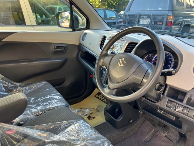 ワゴンＲ ＦＸ　ＣＶＴ　社外アルミホイール　キーレス　セキュリティー　アイドリングストップ　シートヒーター　純正ＣＤデッキ（9枚目）