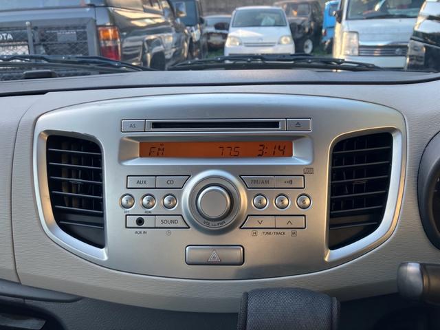 ワゴンＲ ＦＸ　ＣＶＴ　社外アルミホイール　キーレス　セキュリティー　アイドリングストップ　シートヒーター　純正ＣＤデッキ（17枚目）