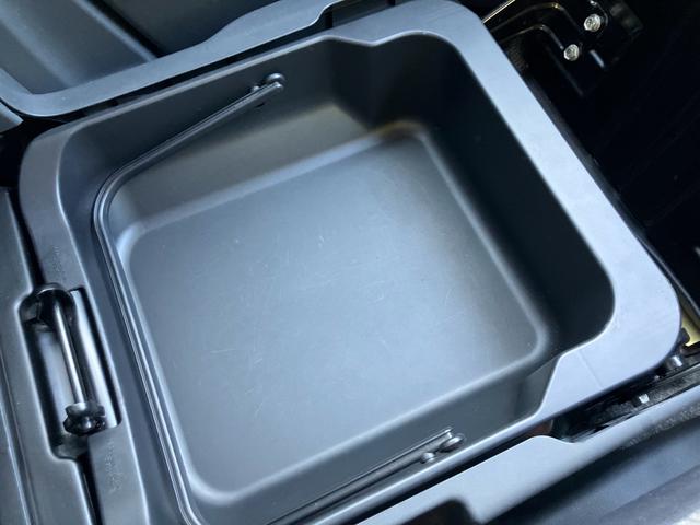 ワゴンＲ ＦＸ　ＣＶＴ　社外アルミホイール　キーレス　セキュリティー　アイドリングストップ　シートヒーター　純正ＣＤデッキ（22枚目）