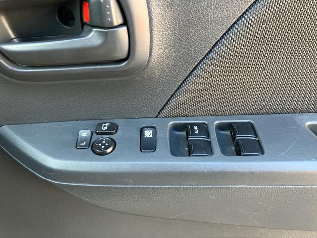 ワゴンＲ ＦＸ　ＣＶＴ　社外アルミホイール　キーレス　セキュリティー　アイドリングストップ　シートヒーター　純正ＣＤデッキ（26枚目）