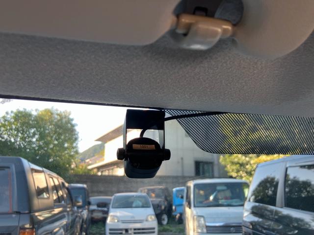 ワゴンＲ ＦＸ　ＣＶＴ　社外アルミホイール　キーレス　セキュリティー　アイドリングストップ　シートヒーター　純正ＣＤデッキ（28枚目）