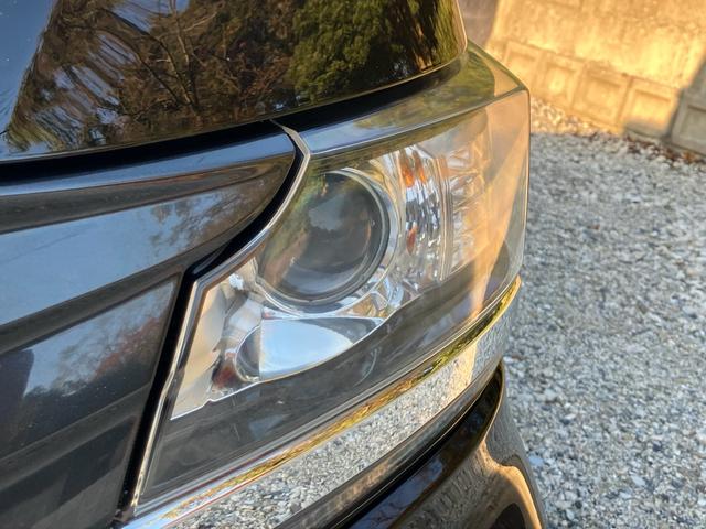 Ｎ－ＷＧＮカスタム Ｇ・ターボパッケージ　ナビテレビ　バックカメラ　ＥＴＣ　スマートキー　プッシュスタート　セキュリティー　純正アルミホイール　ＨＩＤライト　パドルシフト（4枚目）