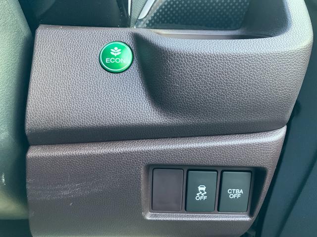 Ｎ－ＷＧＮカスタム Ｇ・ターボパッケージ　ナビテレビ　バックカメラ　ＥＴＣ　スマートキー　プッシュスタート　セキュリティー　純正アルミホイール　ＨＩＤライト　パドルシフト（33枚目）