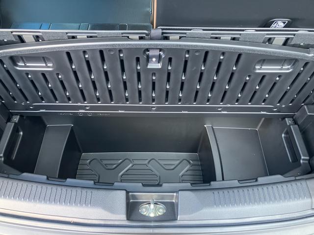 クロスビー HYBRID MZ 4型 全方位カメラ装着車/サポカー ホワイト2トーンルーフ│インパネブラウン│LEDヘッドランプ│デュアルカメラブレーキサポート│オートエアコン│16インチアルミホイール(13枚目)