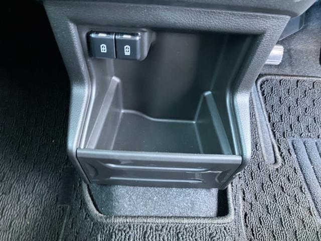 クロスビー HYBRID MZ 4型 全方位カメラ装着車/サポカー ホワイト2トーンルーフ│インパネブラウン│LEDヘッドランプ│デュアルカメラブレーキサポート│オートエアコン│16インチアルミホイール(36枚目)