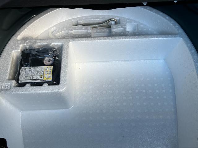 フロンクス １型　コネクト対応通信機装着車／サポカー　全方位モニター付ナビ│デュアルセンサーブレーキサポートＩＩ│ＬＥＤヘッドランプ│１６インチアルミホイール│ヘッドアップディスプレイ（34枚目）