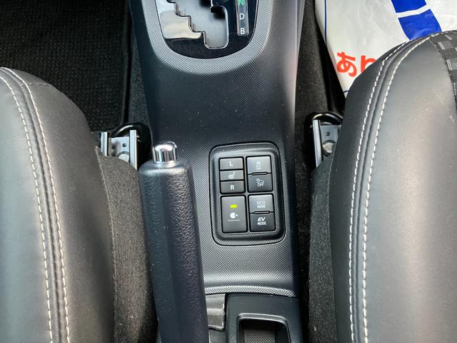 アクア クロスオーバー バックアイカメラ/ナビ 16インチアルミホイール│本革巻ステアリングホイール│キーレスプッシュスタート│オートエアコン(16枚目)