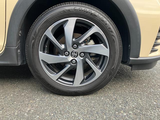 アクア クロスオーバー バックアイカメラ/ナビ 16インチアルミホイール│本革巻ステアリングホイール│キーレスプッシュスタート│オートエアコン(19枚目)