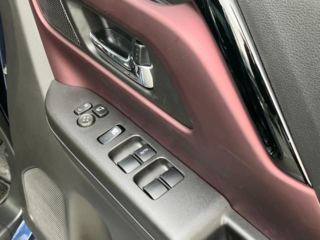 スペーシアカスタム ＨＹＢＲＩＤ　ＸＳ　スズキコネクト装着車／サポカー　全方位モニター付ナビ│後席両側パワースライドドア│デュアルセンサーブレーキサポートＩＩ│ＬＥＤヘッドランプ│１５インチアルミホイール│ブラック２トーン（31枚目）