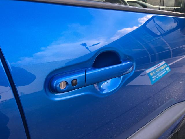 �^�]�Ȃ̃h�A�̓X�}�[�g�L�[��g�ɂ��Ă���΁A�w��ЂƂŊJ���ł���y���N�G�X�g�X�C�b�`�z�I