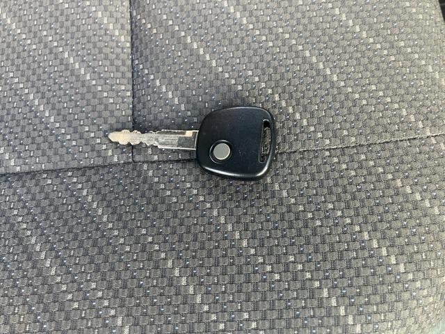 �L�[�̃{�^���������ĉ����E�{������L�[���X�L�[�ł��B