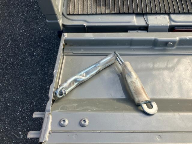 �����Q�[�g�𐅕��ɕۂ��A���ڕ��̐ςݍ~�낵���T�|�[�g����y�����Q�[�g�`�F�[���z